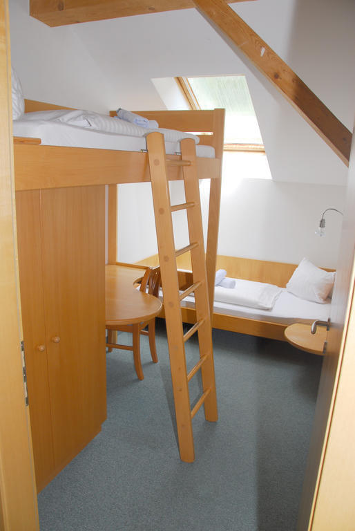 Alpenhotel Badmeister Flattach Room photo